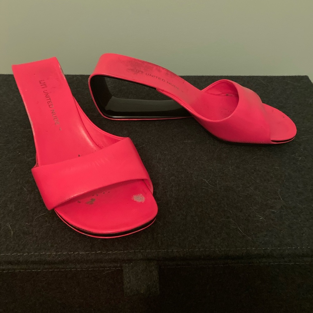 United Nude neon pink Mobius slides. Fits like a 9